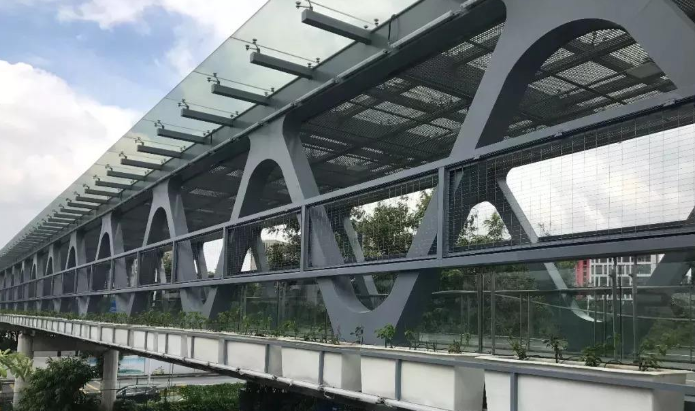 兴平论管桁架结构工程弯管加工防锈处理的方法